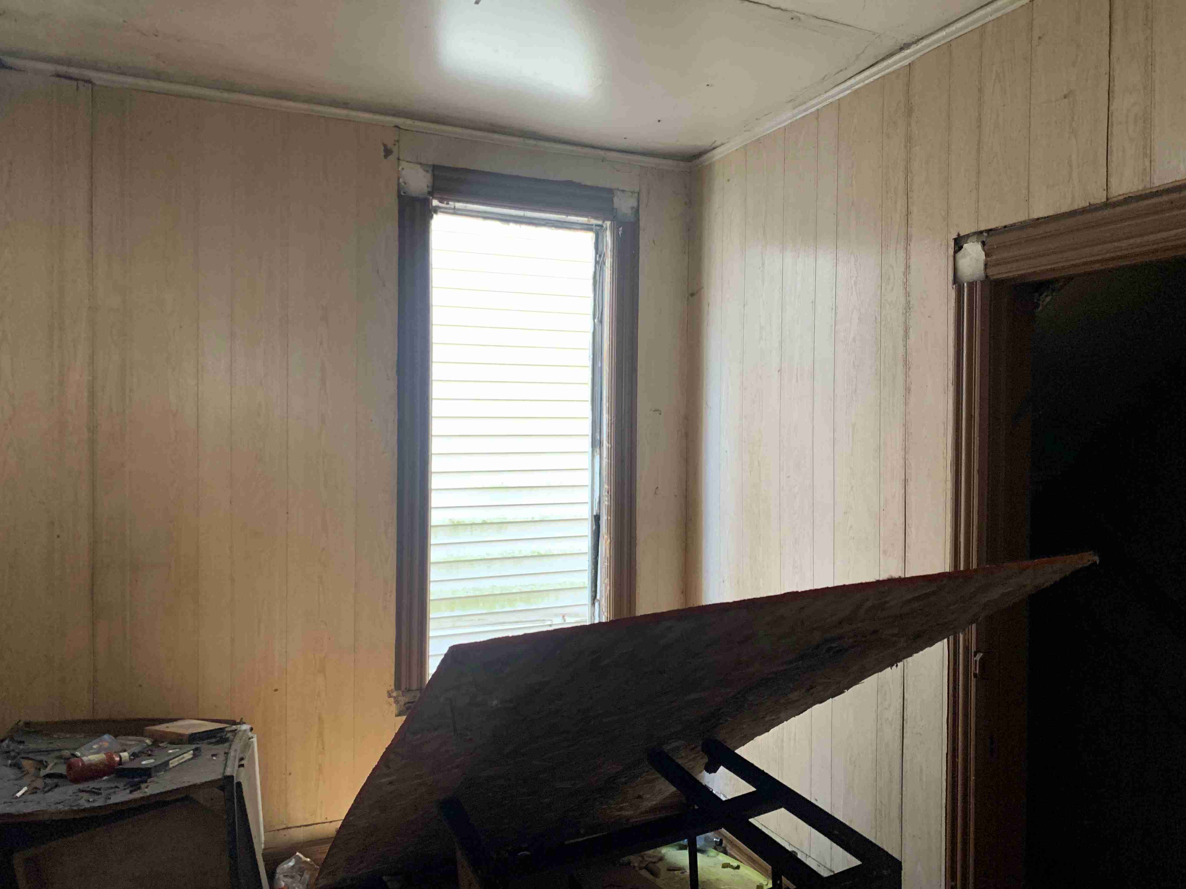 3419 E Canfield 4-28-22 (11).jpg